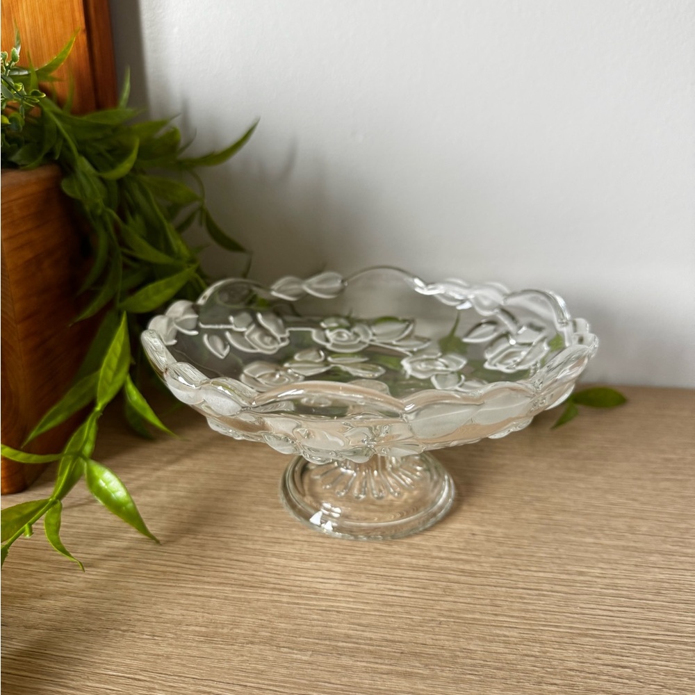 Elegant Glass Pedestal Bowl